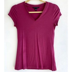 Banana Republic Mauve V-Neck Tee